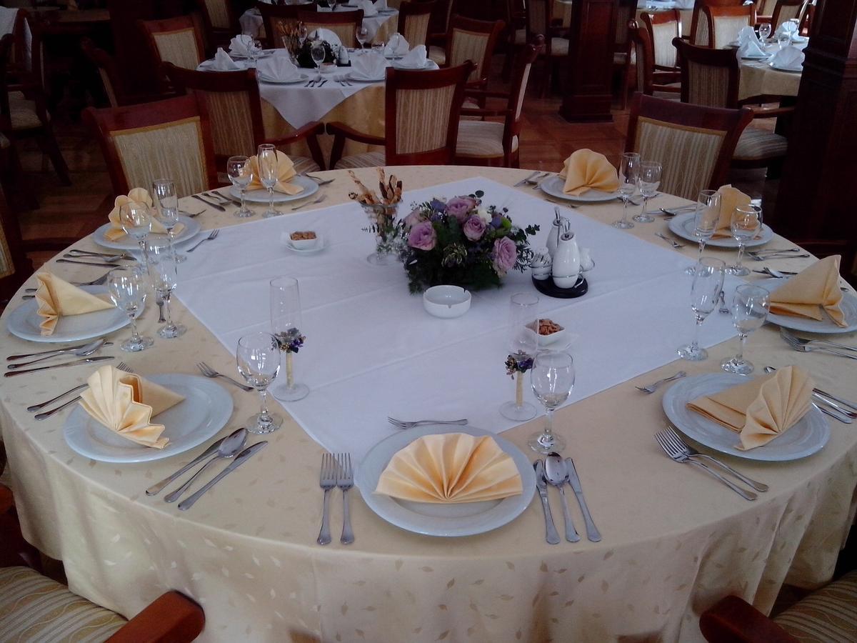 Hotel Zlatarski Zlatnik Nova Varoš Buitenkant foto