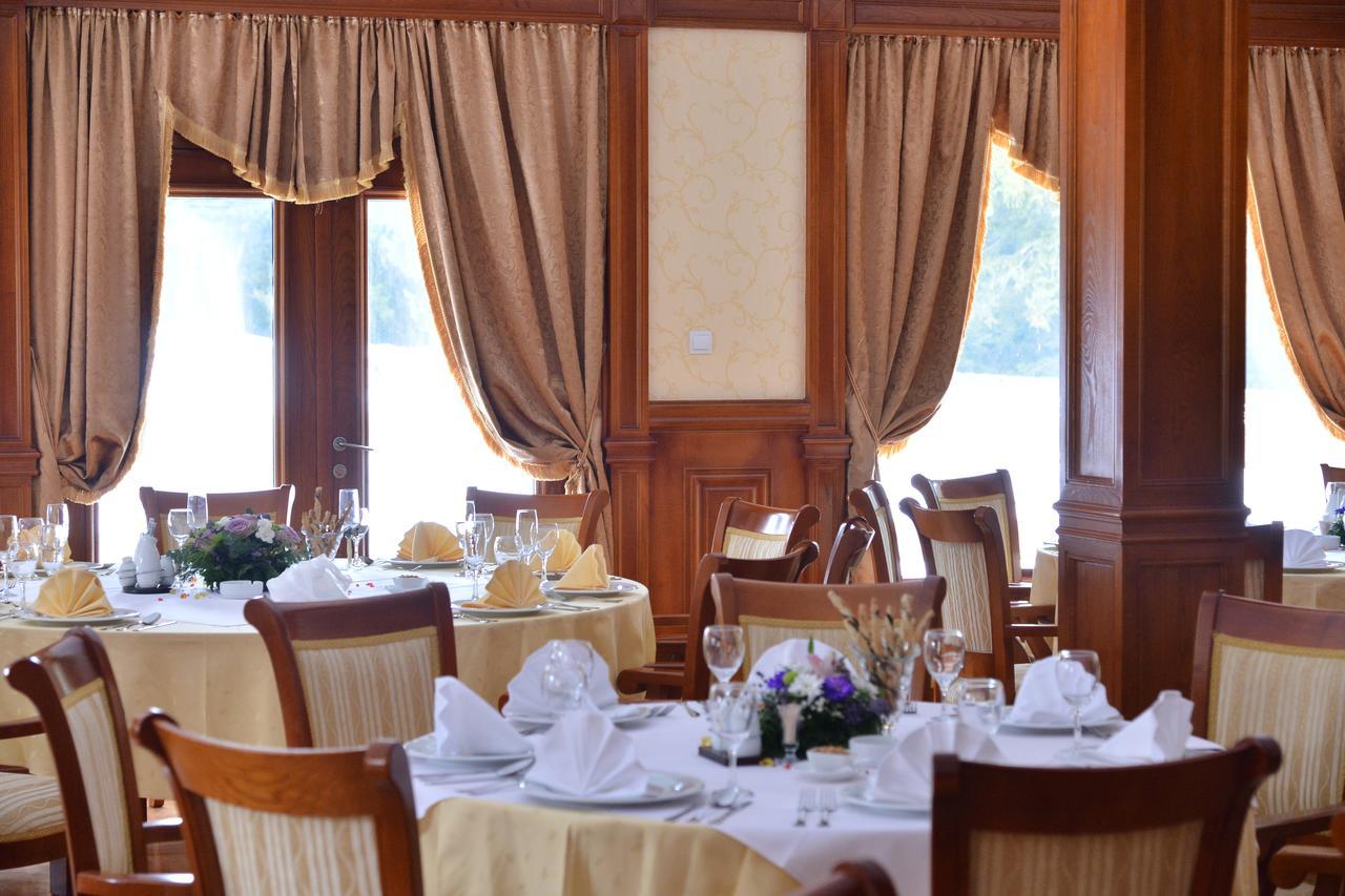 Hotel Zlatarski Zlatnik Nova Varoš Buitenkant foto