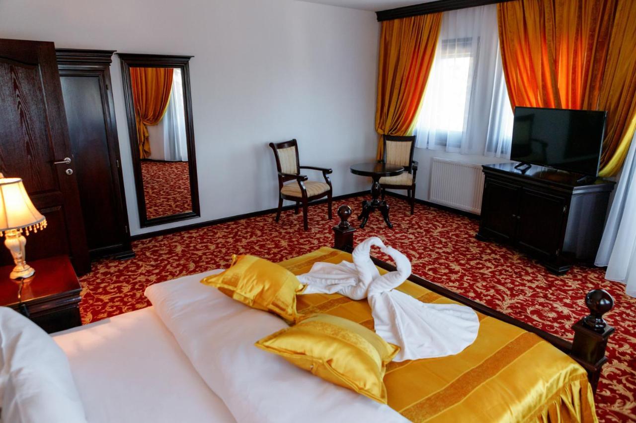 Hotel Zlatarski Zlatnik Nova Varoš Buitenkant foto